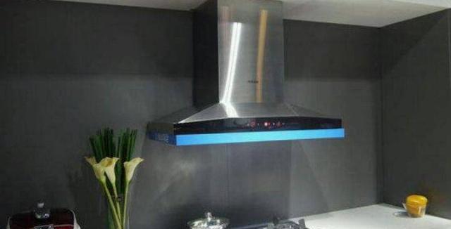 明星撞脸相似度排行_娱乐圈长得很像的明星_檀健次隋俊波撞脸分析