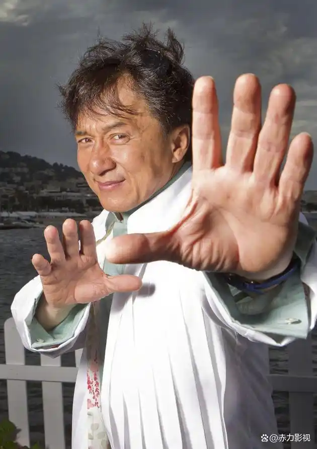 娱乐圈明星地位排名_影坛巨头票房奖项江湖地位_娱乐圈地位之王