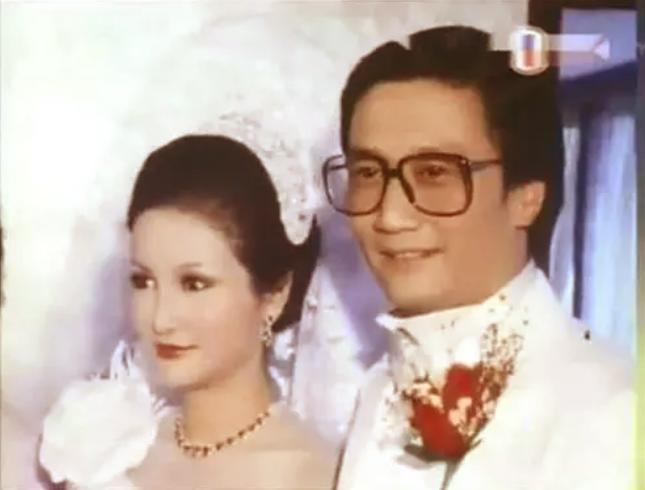 谢霆锋淡出娱乐圈_谢霆锋父母离异_谢霆锋单亲家庭成长经历