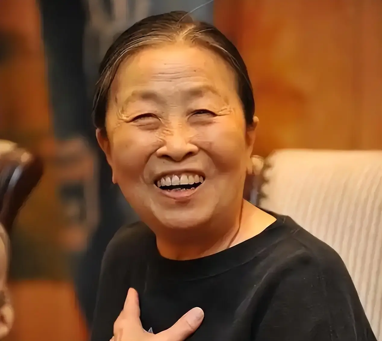 张少华晚年凄凉经历_蓝洁瑛演艺生涯悲剧_娱乐圈老演员凄凉