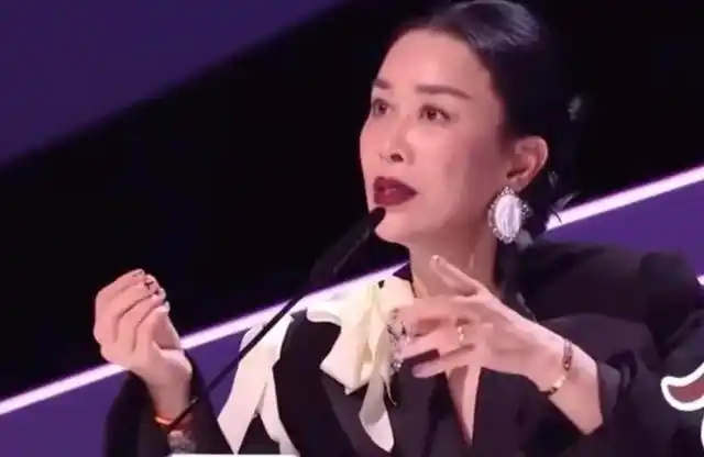 娱乐圈道德底线_讨厌中国娱乐圈_明星公众责任