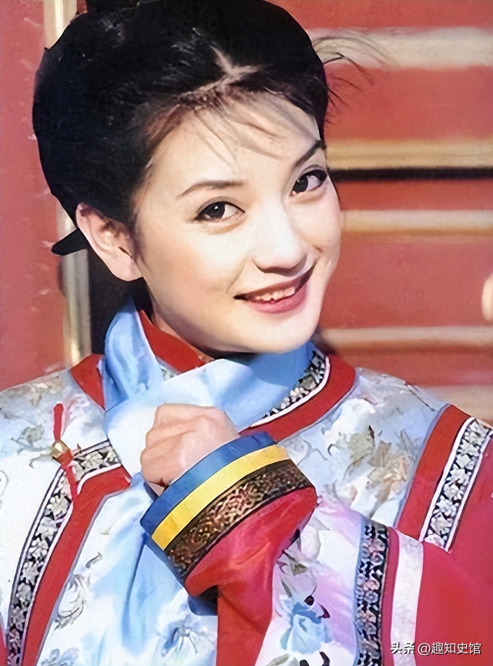 赵薇现在还在娱乐圈吗_赵薇投资失败经历_赵薇小燕子近况