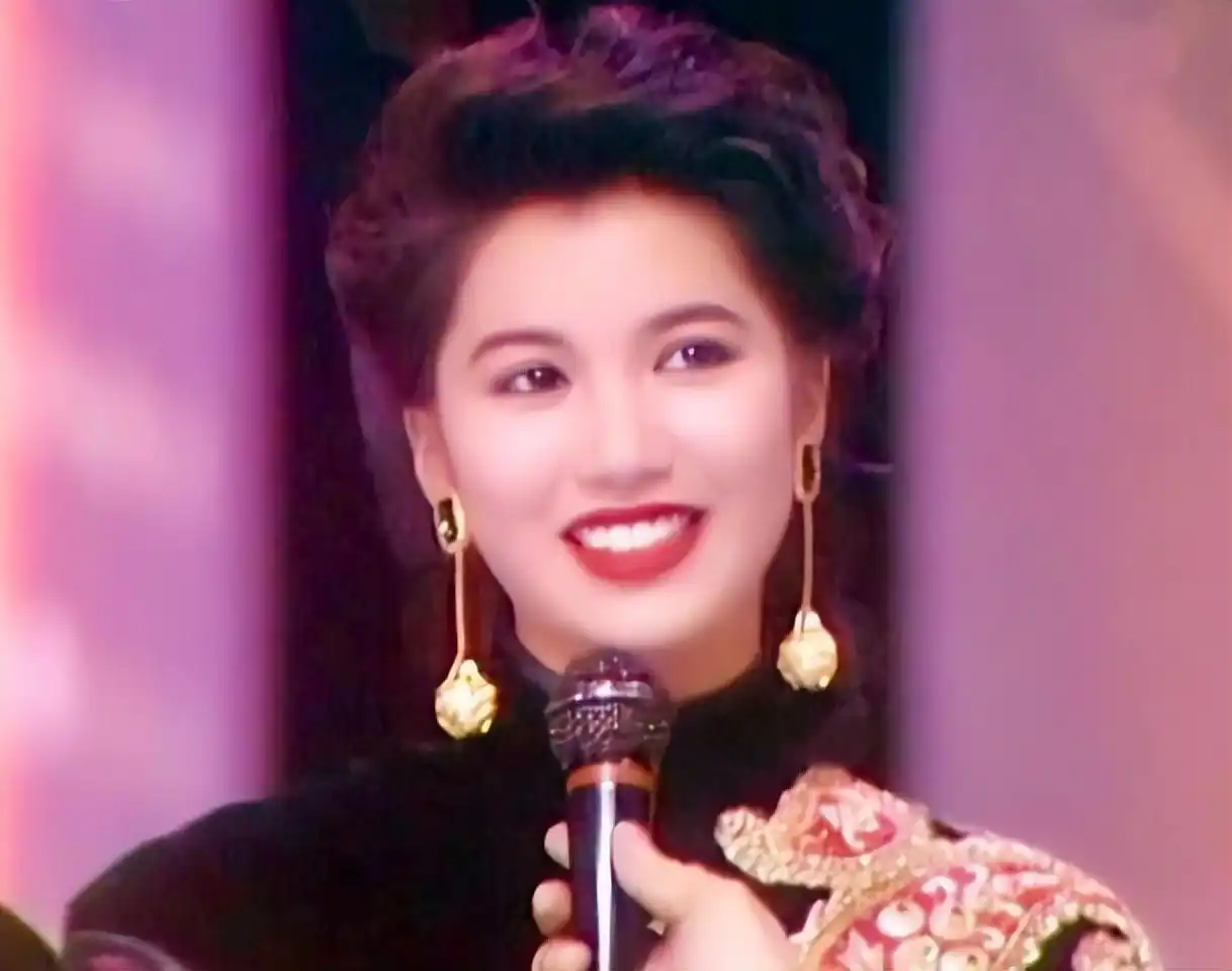 朱珠陈红袁咏仪郭晶晶景甜_娱乐圈天生富贵相女星_旺夫面相的女明星